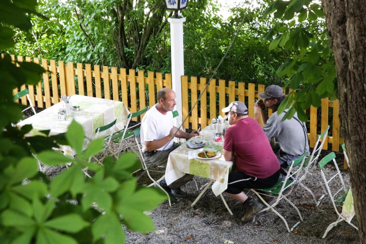 Landgasthof Pauliwirt Erharting Zewnętrze zdjęcie
